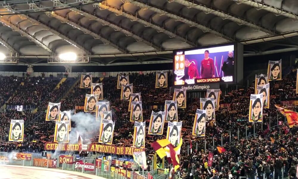 FOTO - Striscione per De Falchi all'Olimpico: Lotta e vinci onorando  Antonio