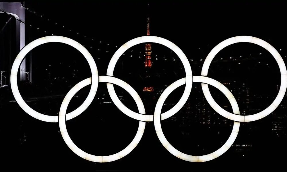 Parigi 2024: Italia Trionfa con Oro nei 100m Dorso