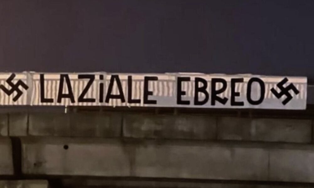 Roma Lazio, striscione antisemita prima del Derby sciocca tutti