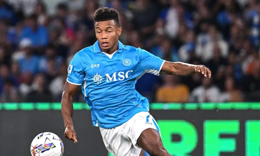 Lazio Napoli, Neres fuori per almeno un mese: Conte trova il sostituto