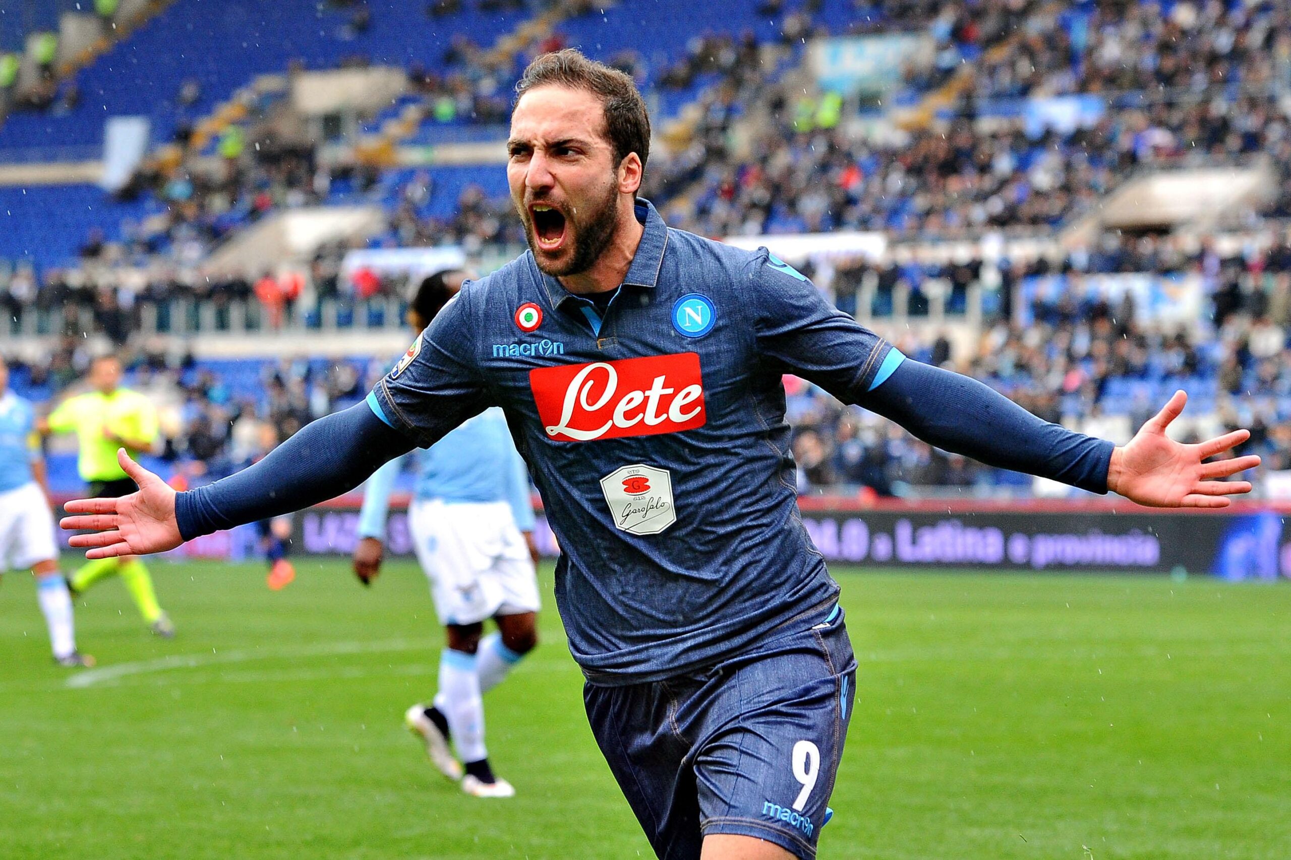 higuain esulta napoli third gennaio 2015 ifa scaled