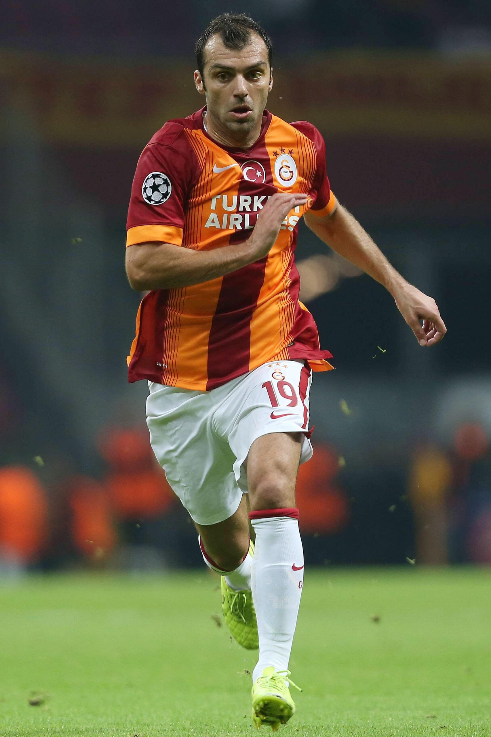 pandev corre galatasaray champions league ottobre 2014 ifa scaled