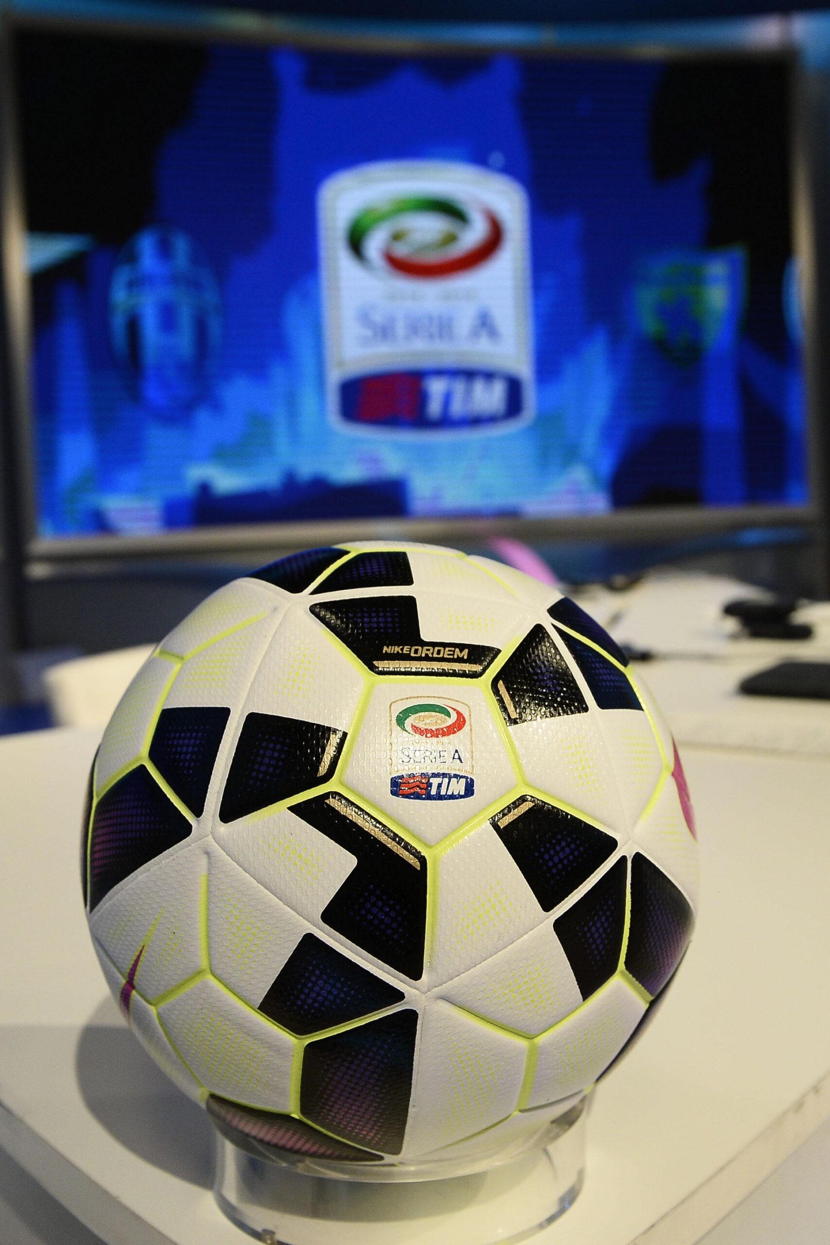 seriea pallone luglio 2014 ifa scaled