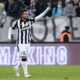 tevez esulta juventus febbraio 2015 ifa