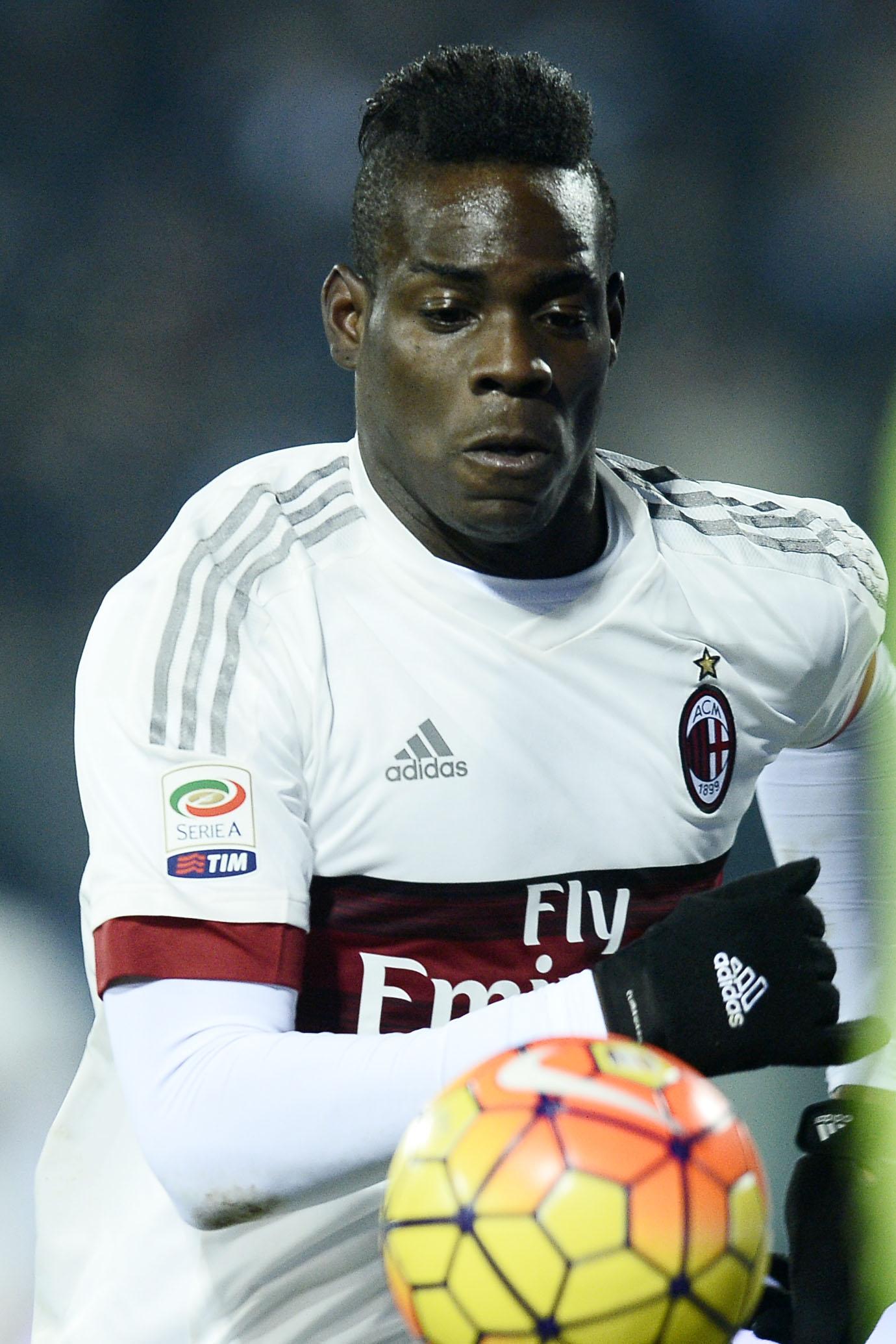 balotelli azione milan away gennaio 2016 ifa