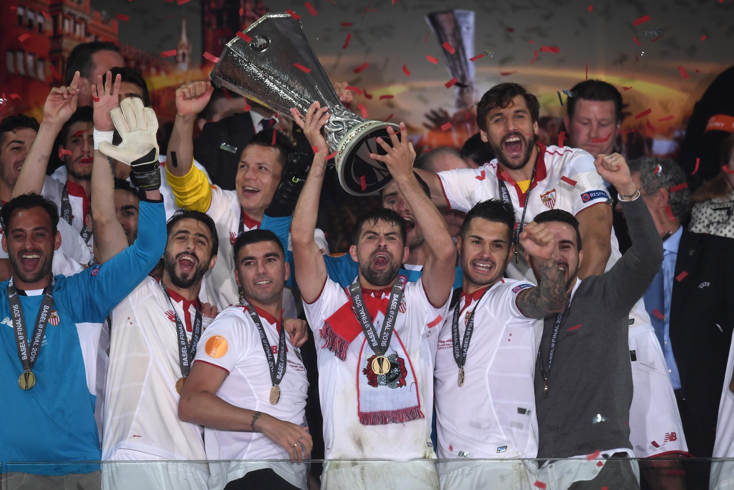 siviglia premiazione finale europa league maggio 2016 ifa scaled