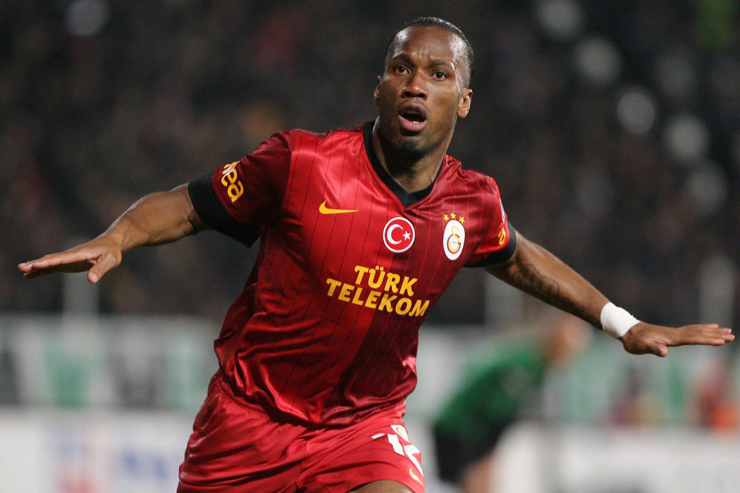 drogba didier galatasaray 2013 (esulta) ifa scaled